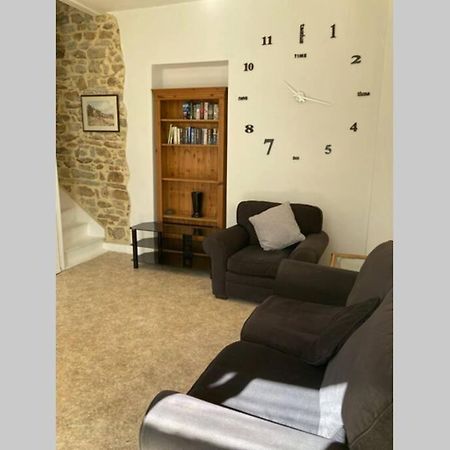 La Petite Maison - Self Catering Pre-en-Pail-Saint-Samson Εξωτερικό φωτογραφία