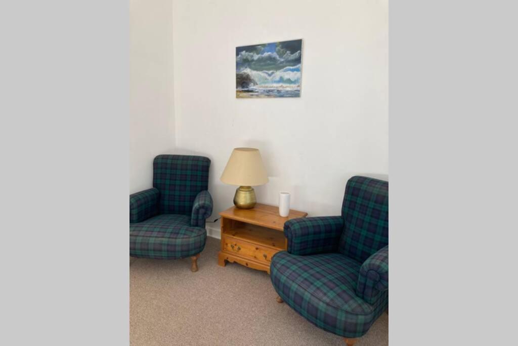 La Petite Maison - Self Catering Pre-en-Pail-Saint-Samson Εξωτερικό φωτογραφία