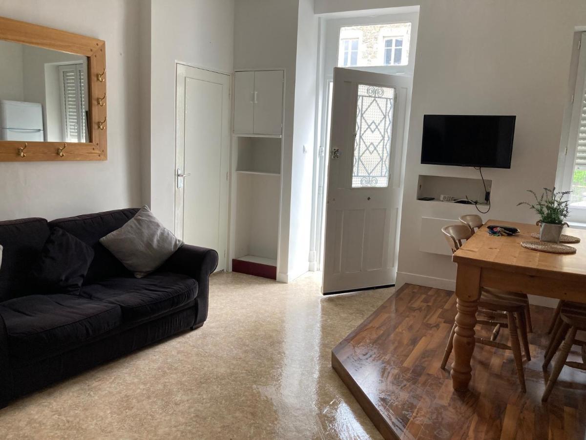 La Petite Maison - Self Catering Pre-en-Pail-Saint-Samson Εξωτερικό φωτογραφία